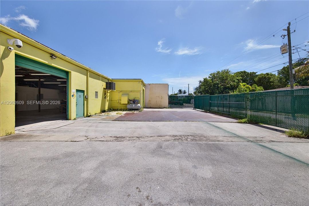 For Rent: $6,000 (0 beds, 0 baths, 0 Square Feet)