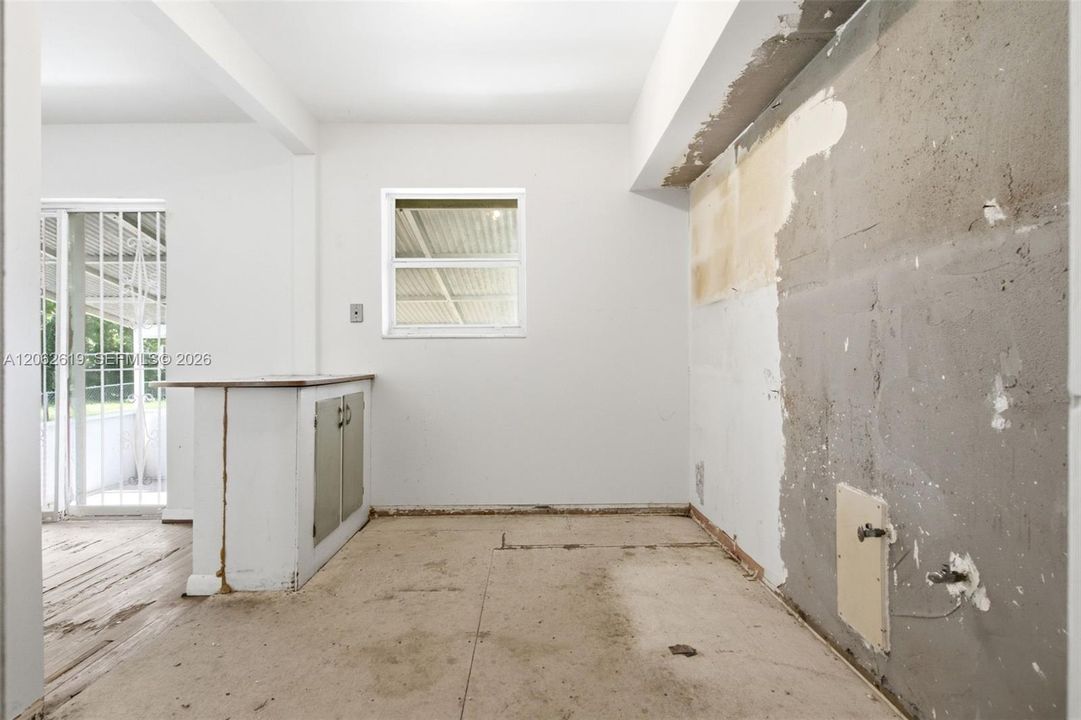 En Venta: $665,000 (3 camas, 1 baños, 1058 Pies cuadrados)