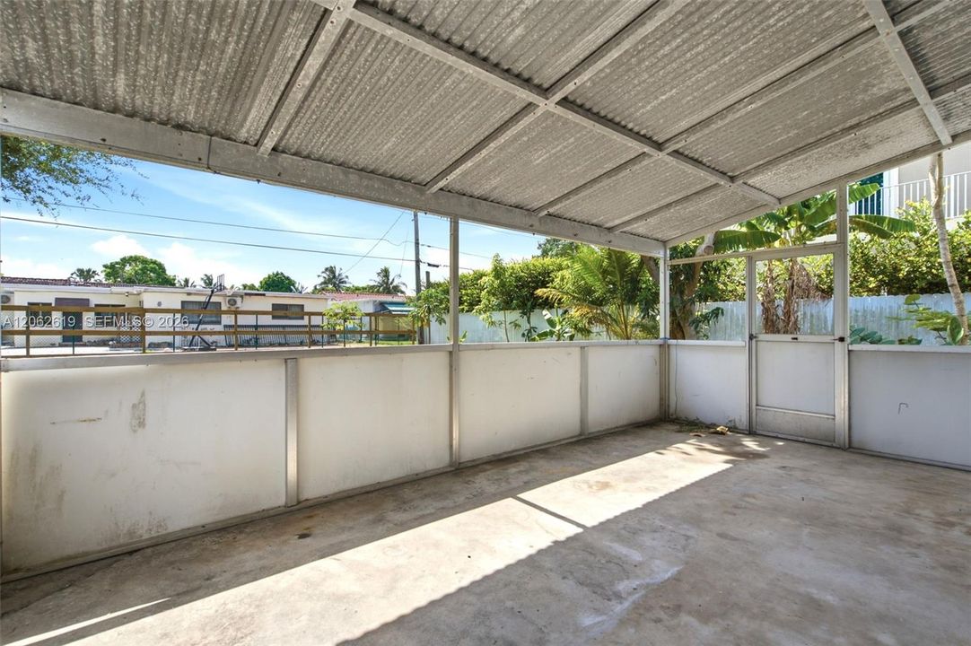En Venta: $665,000 (3 camas, 1 baños, 1058 Pies cuadrados)