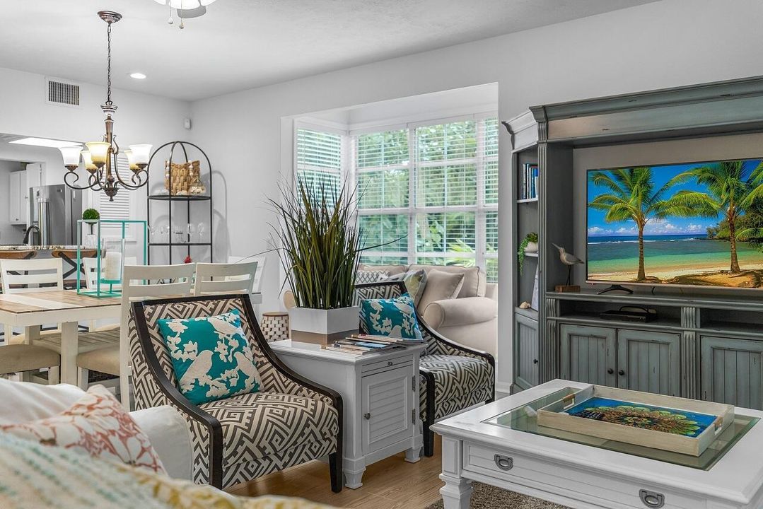 1260-Palmetto-Ct-Apt-106-HigMedia-019-12