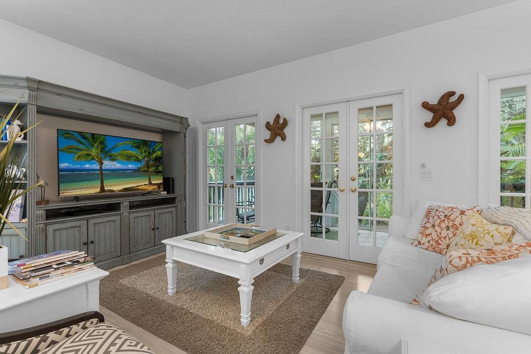 1260-Palmetto-Ct-Apt-106-HigMedia-016-12