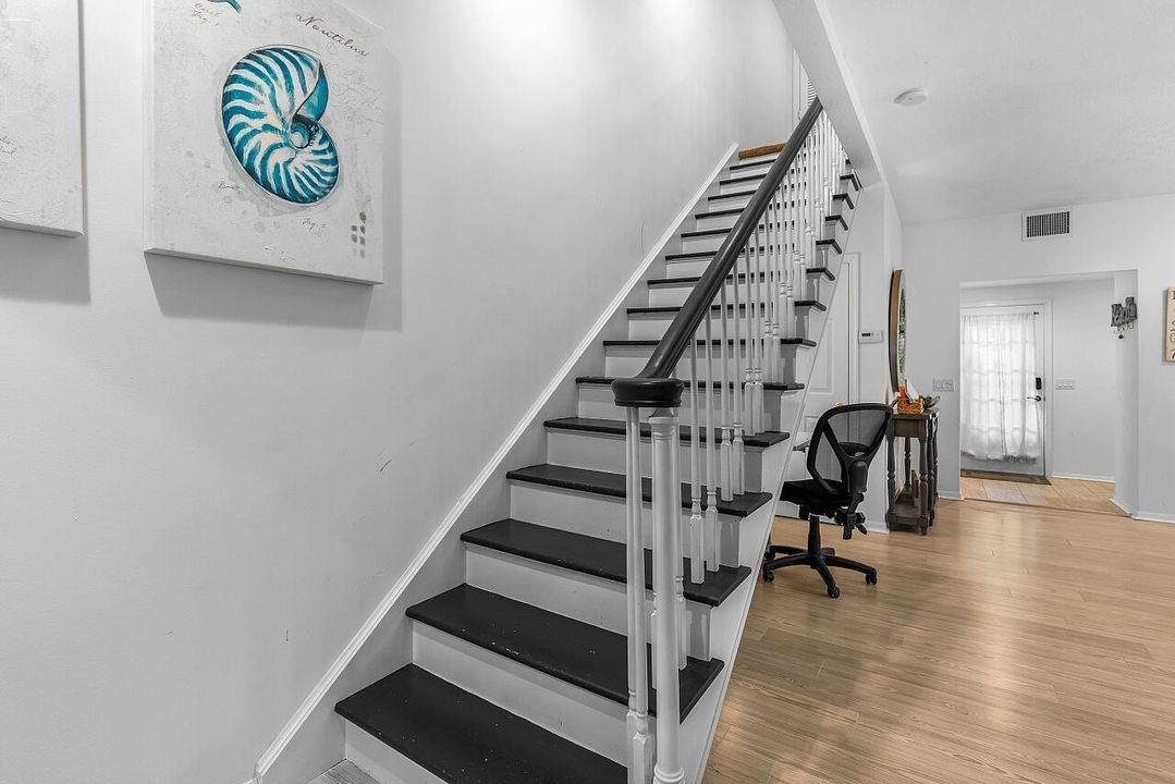 1260-Palmetto-Ct-Apt-106-HigMedia-030-12