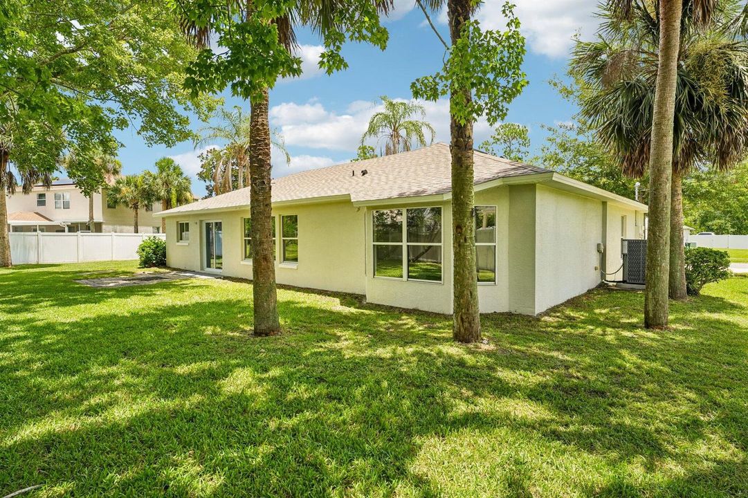 8-web-or-mls-Emerson Dr-S1407-007