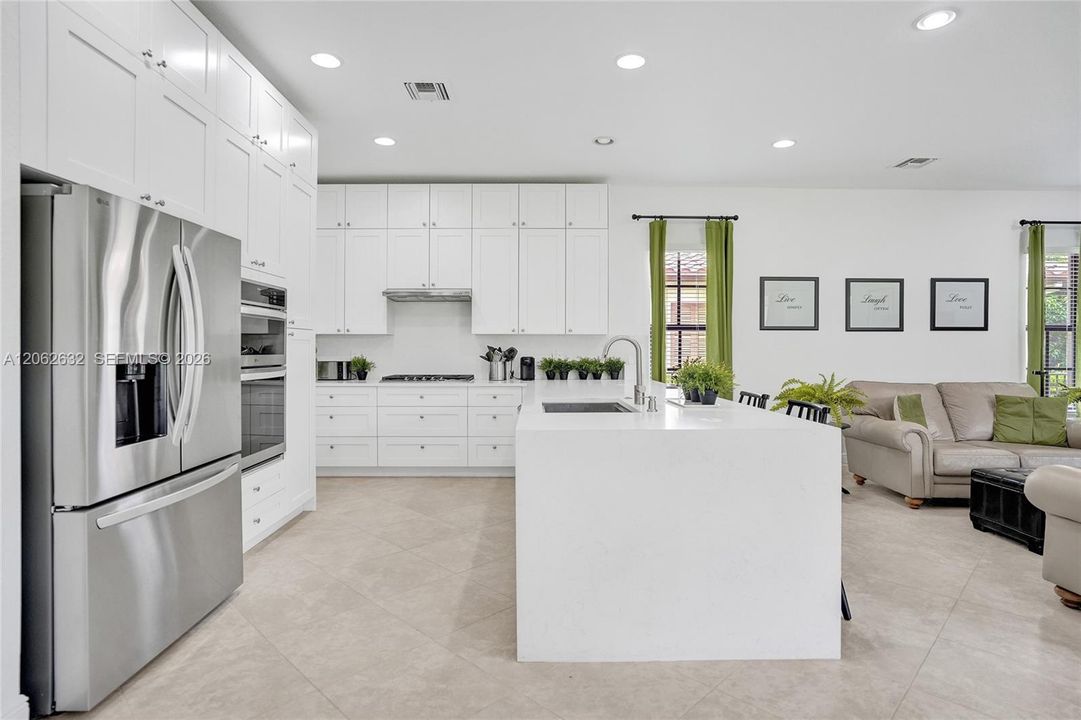 For Sale: $1,000,000 (4 beds, 3 baths, 2558 Square Feet)