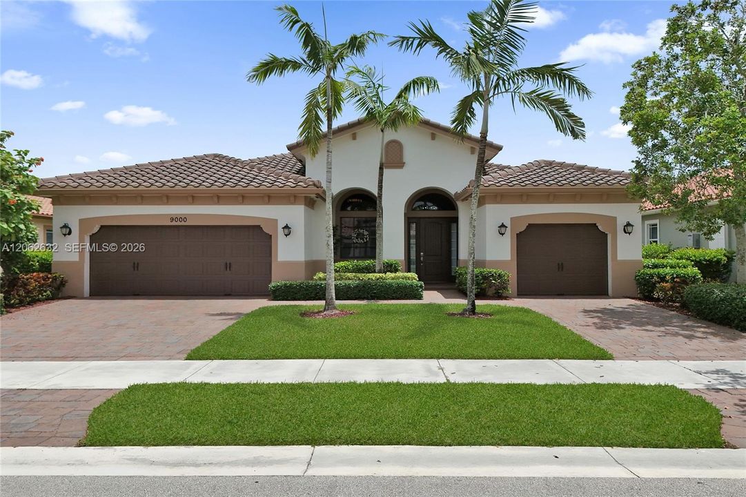 For Sale: $1,000,000 (4 beds, 3 baths, 2558 Square Feet)