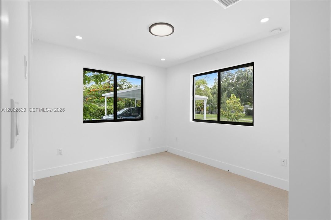 For Sale: $1,299,000 (4 beds, 3 baths, 1731 Square Feet)