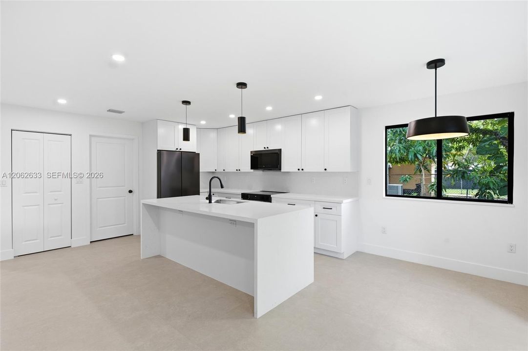 For Sale: $1,299,000 (4 beds, 3 baths, 1731 Square Feet)