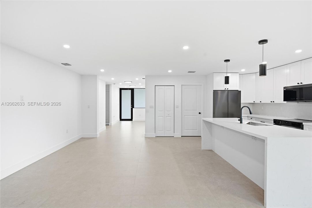 For Sale: $1,299,000 (4 beds, 3 baths, 1731 Square Feet)