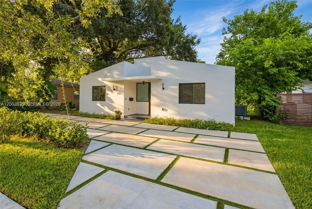For Sale: $1,299,000 (4 beds, 3 baths, 1731 Square Feet)