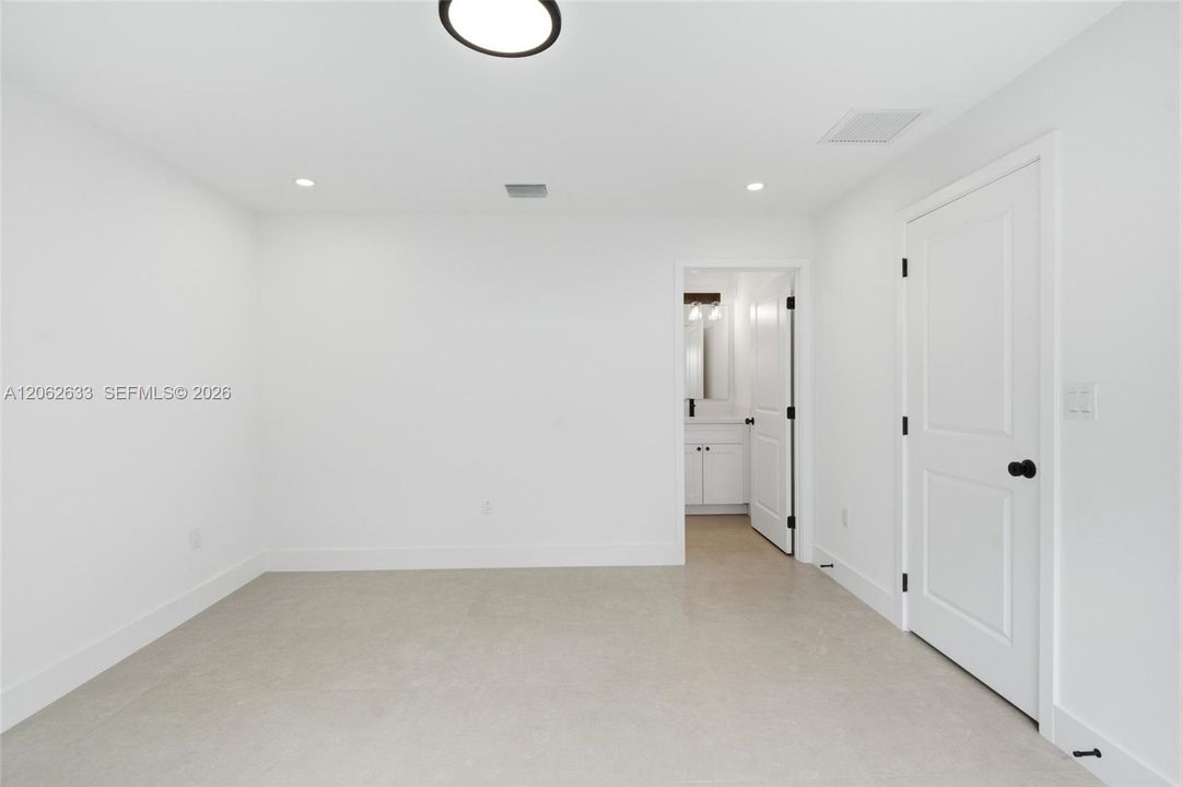 For Sale: $1,299,000 (4 beds, 3 baths, 1731 Square Feet)