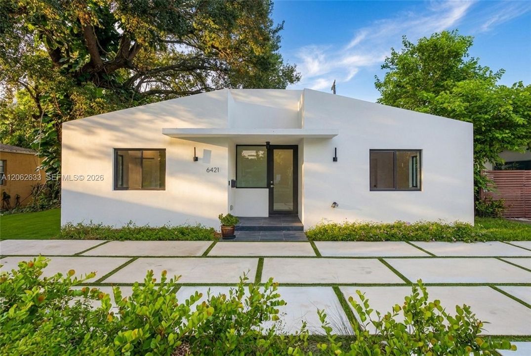 For Sale: $1,299,000 (4 beds, 3 baths, 1731 Square Feet)