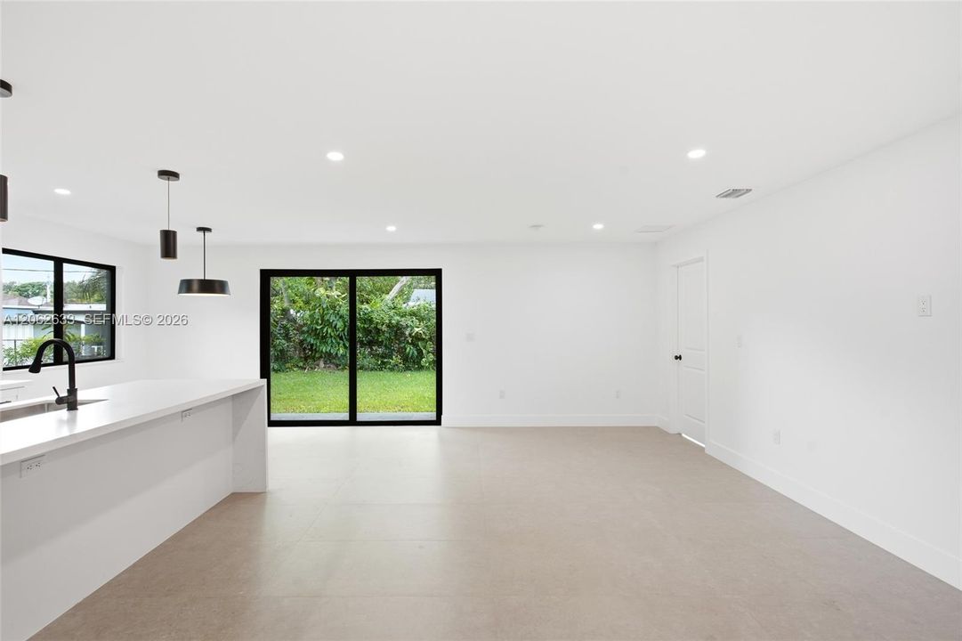 For Sale: $1,299,000 (4 beds, 3 baths, 1731 Square Feet)