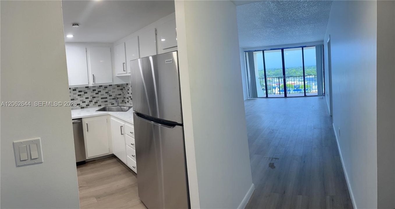 В аренду: $1,950 (1 спален, 1 ванн, 782 Квадратных фут)
