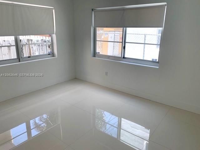 В аренду: $2,400 (1 спален, 1 ванн, 664 Квадратных фут)