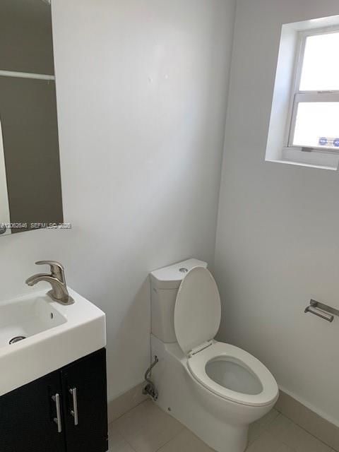 В аренду: $2,400 (1 спален, 1 ванн, 664 Квадратных фут)