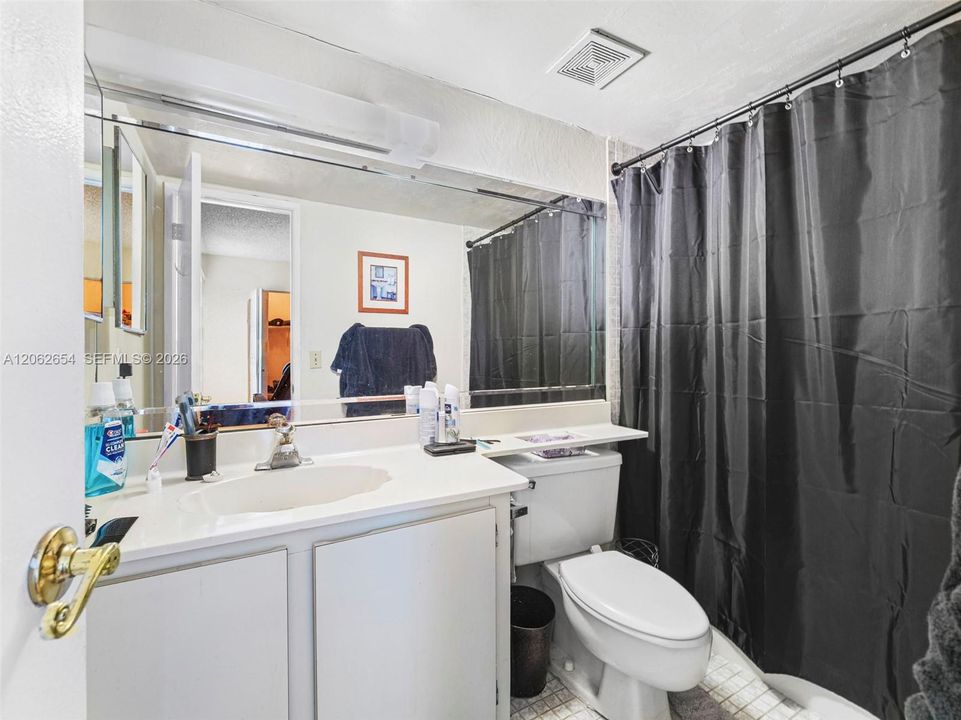 For Sale: $365,000 (3 beds, 2 baths, 1130 Square Feet)