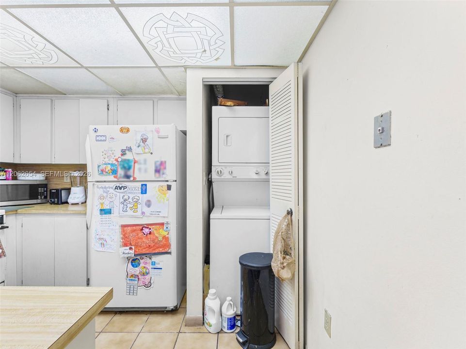 For Sale: $365,000 (3 beds, 2 baths, 1130 Square Feet)