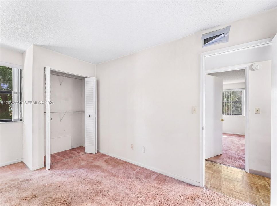 For Sale: $365,000 (3 beds, 2 baths, 1130 Square Feet)