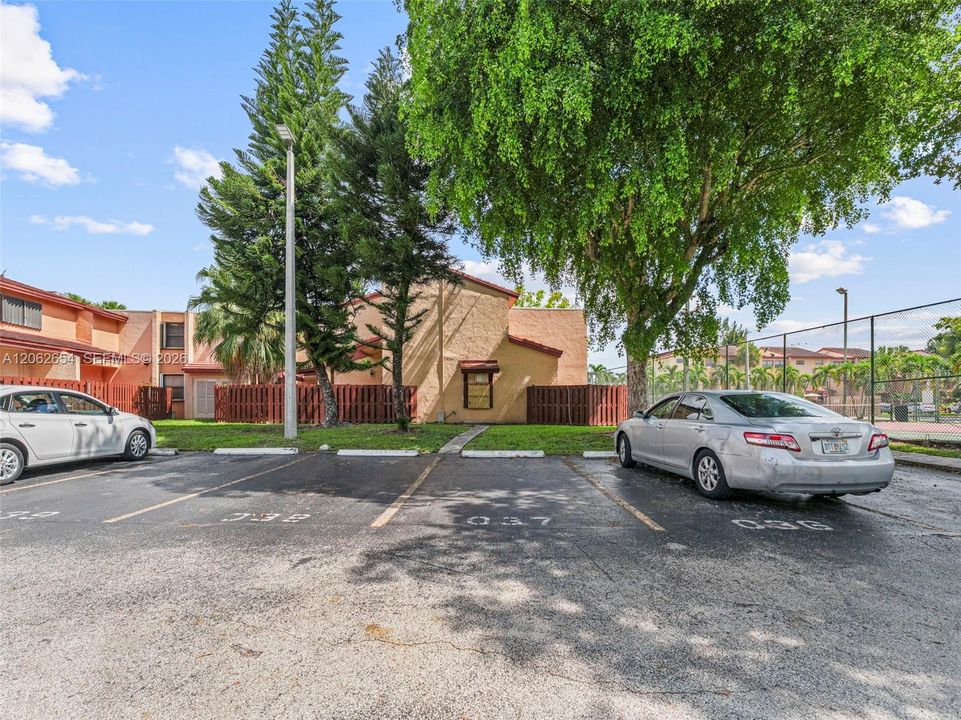 For Sale: $365,000 (3 beds, 2 baths, 1130 Square Feet)
