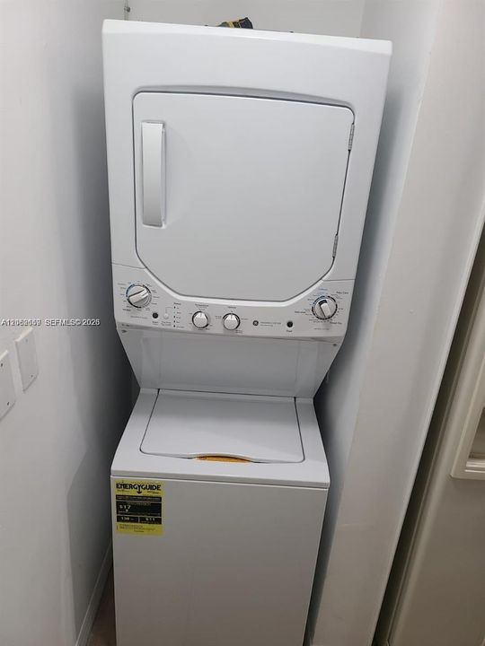 En Renta: $2,700 (3 camas, 2 baños, 1271 Pies cuadrados)