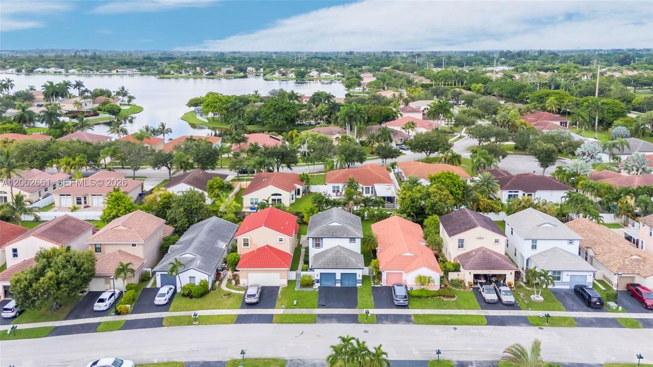 For Rent: $3,700 (3 beds, 2 baths, 1568 Square Feet)