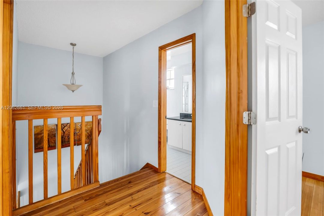For Rent: $3,700 (3 beds, 2 baths, 1568 Square Feet)