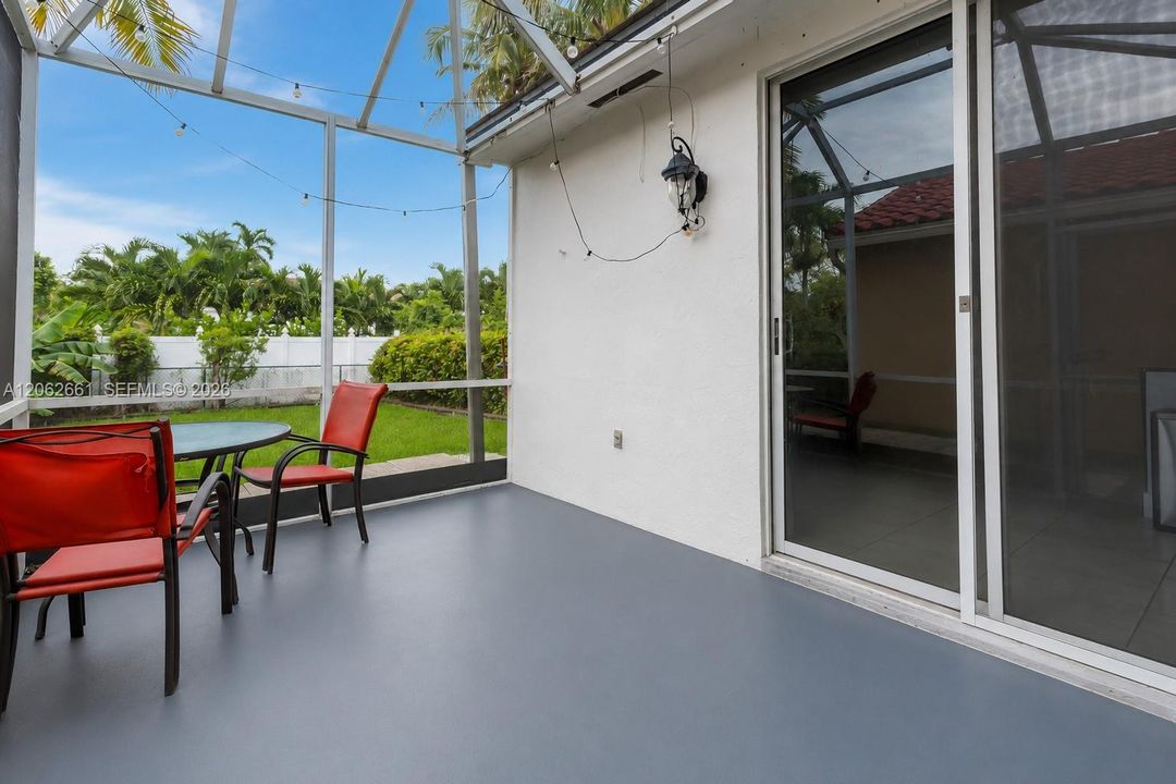 For Rent: $3,700 (3 beds, 2 baths, 1568 Square Feet)
