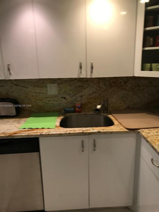 На продажу: $529,000 (2 спален, 2 ванн, 1248 Квадратных фут)