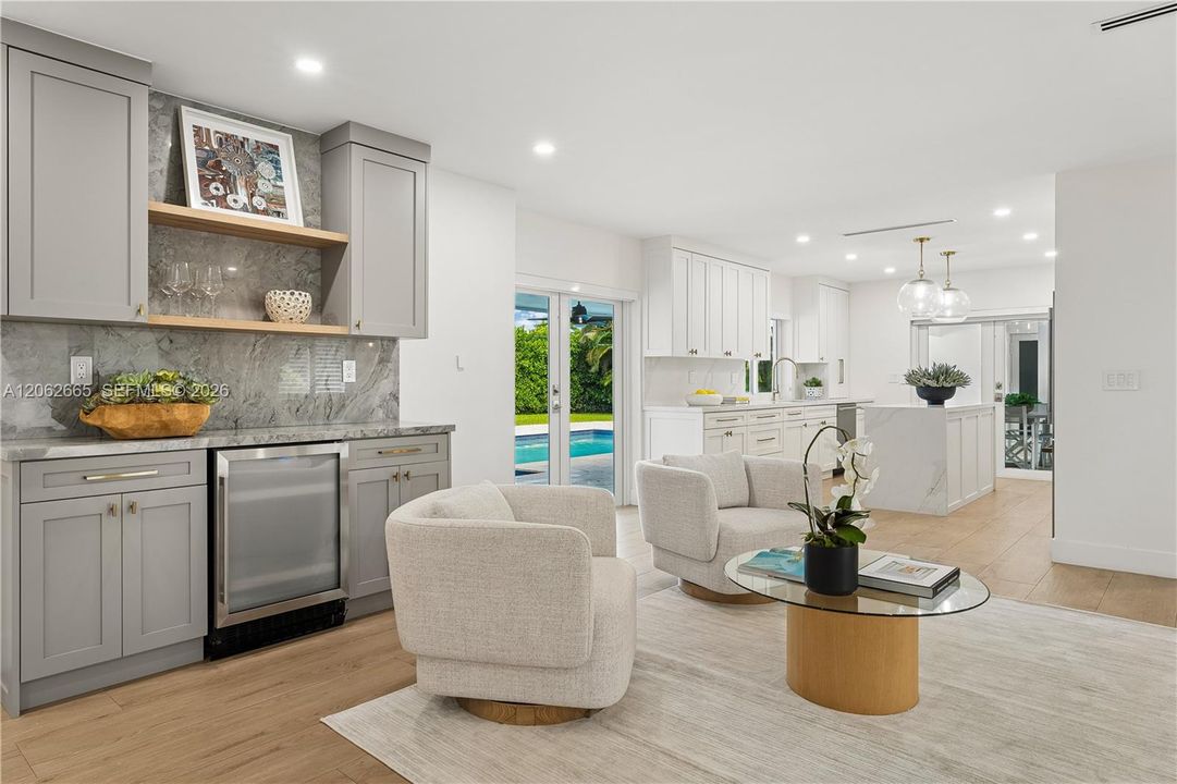 For Sale: $1,595,000 (4 beds, 2 baths, 2324 Square Feet)