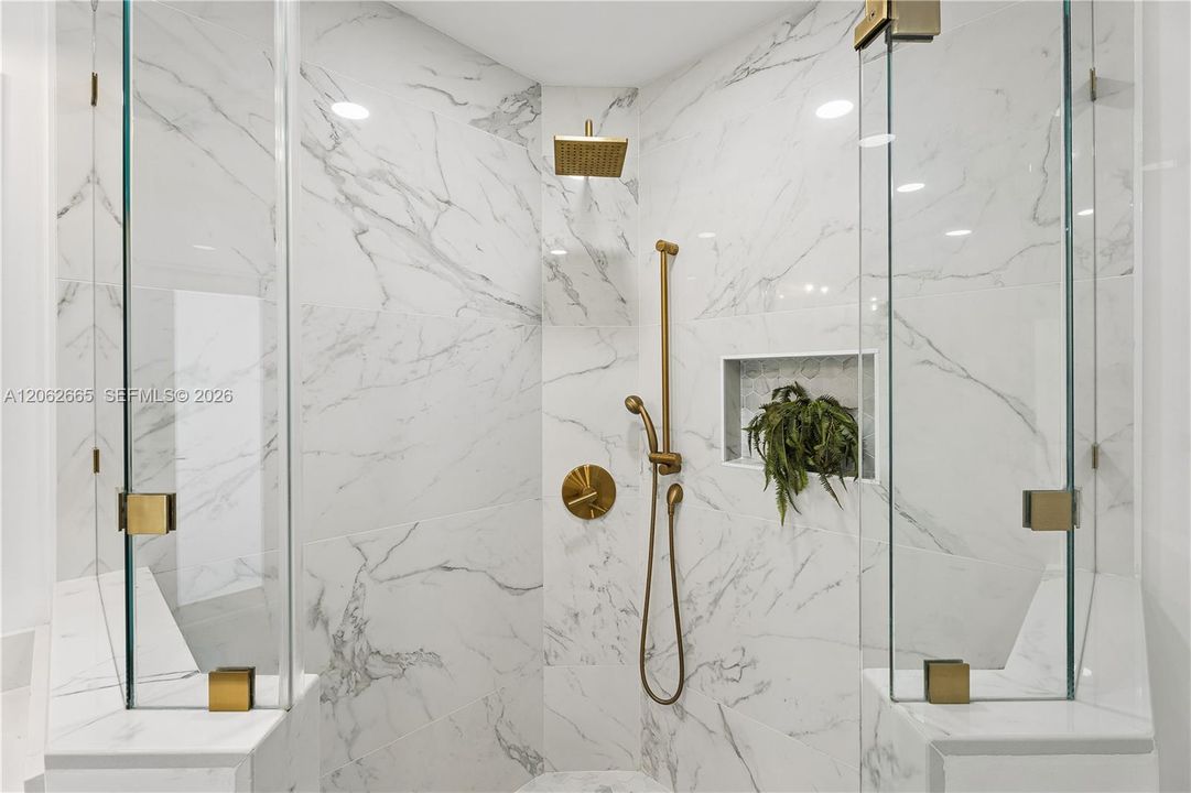 For Sale: $1,595,000 (4 beds, 2 baths, 2324 Square Feet)