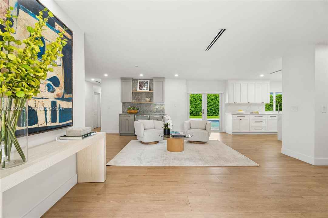 For Sale: $1,595,000 (4 beds, 2 baths, 2324 Square Feet)