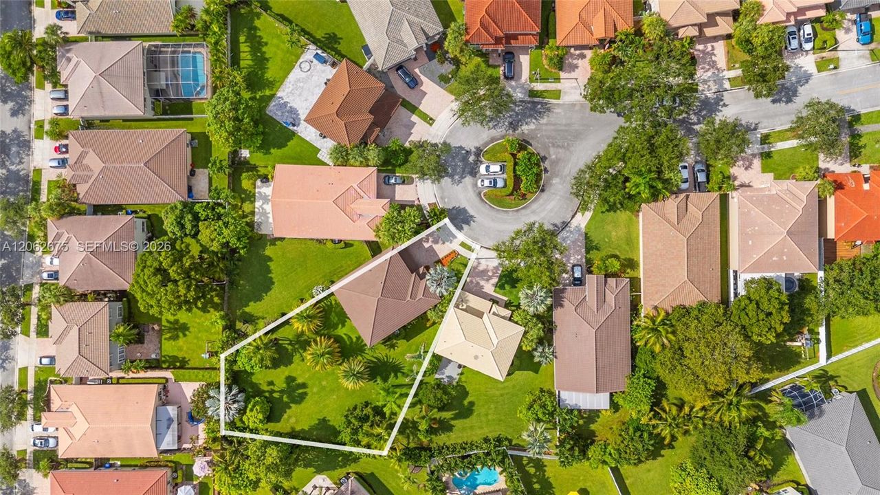На продажу: $890,000 (4 спален, 3 ванн, 2709 Квадратных фут)