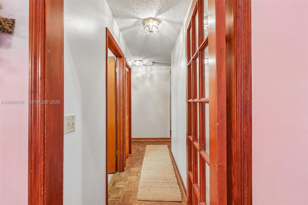На продажу: $1,200,000 (4 спален, 2 ванн, 2558 Квадратных фут)