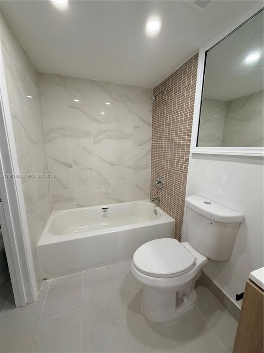 For Sale: $229,900 (2 beds, 1 baths, 778 Square Feet)