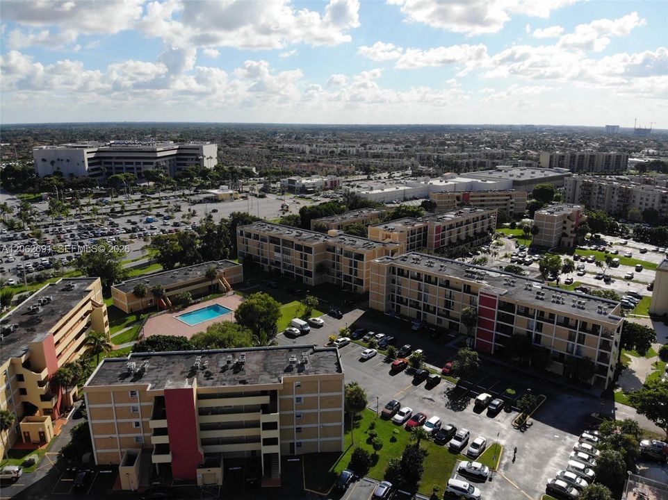 На продажу: $339,900 (3 спален, 2 ванн, 1610 Квадратных фут)