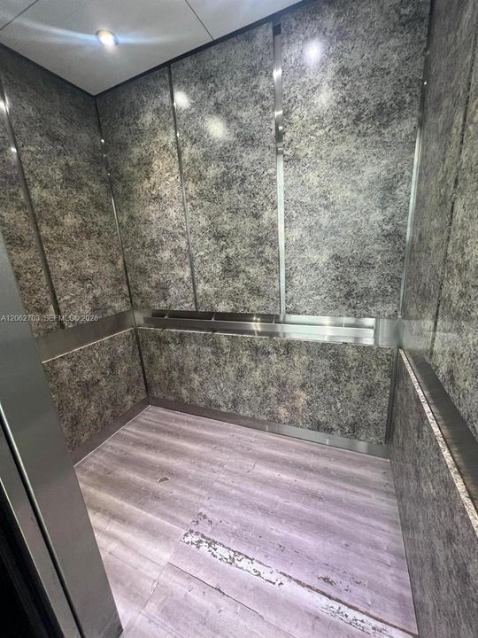 На продажу: $175,000 (1 спален, 1 ванн, 665 Квадратных фут)