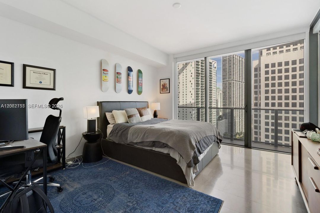 For Sale: $1,050,000 (2 beds, 2 baths, 1265 Square Feet)