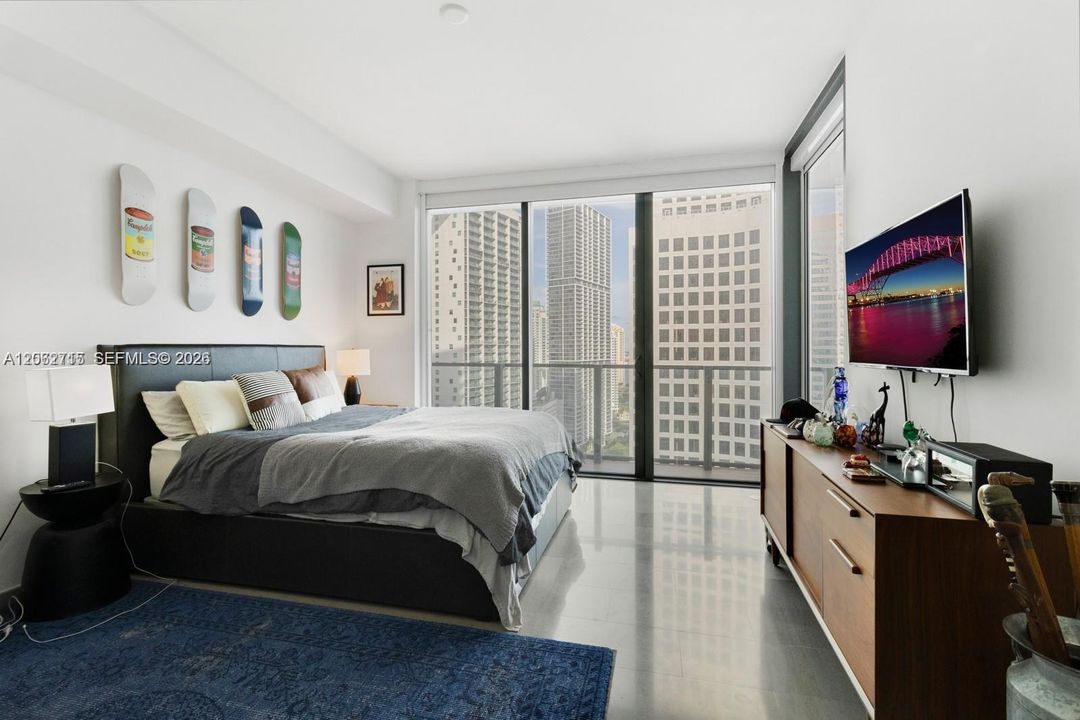 For Sale: $1,050,000 (2 beds, 2 baths, 1265 Square Feet)