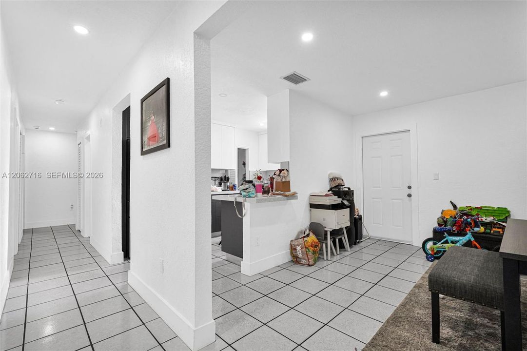 For Sale: $599,000 (3 beds, 2 baths, 1770 Square Feet)