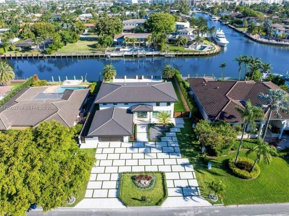 На продажу: $5,875,000 (5 спален, 4 ванн, 5220 Квадратных фут)