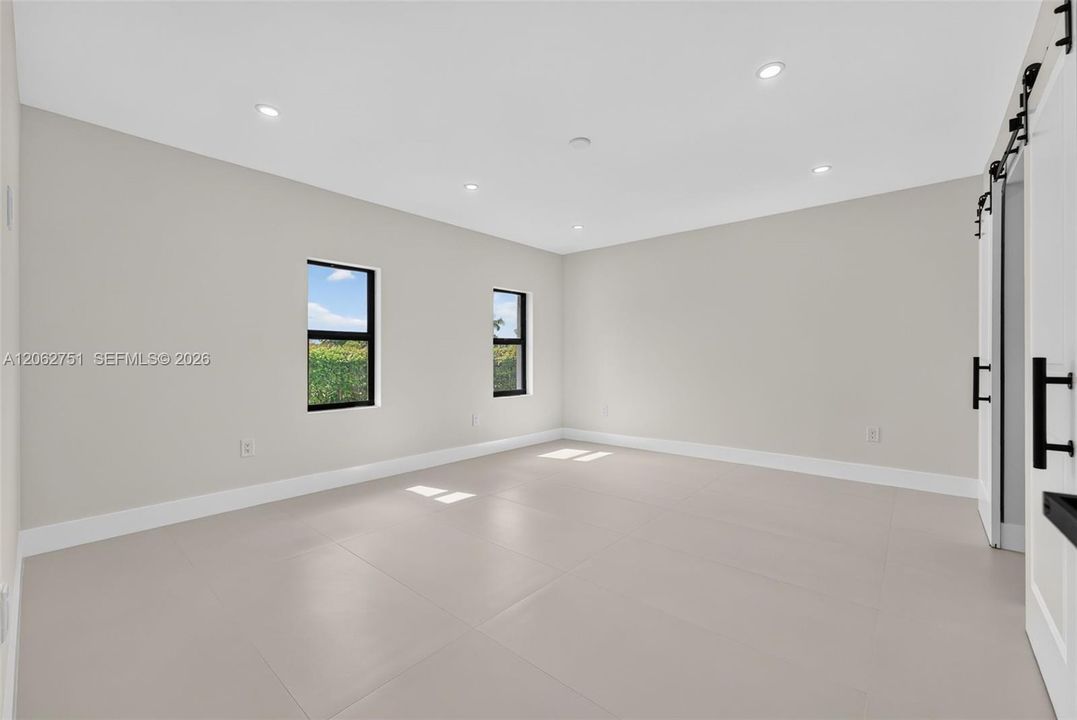 For Sale: $880,000 (3 beds, 2 baths, 1766 Square Feet)