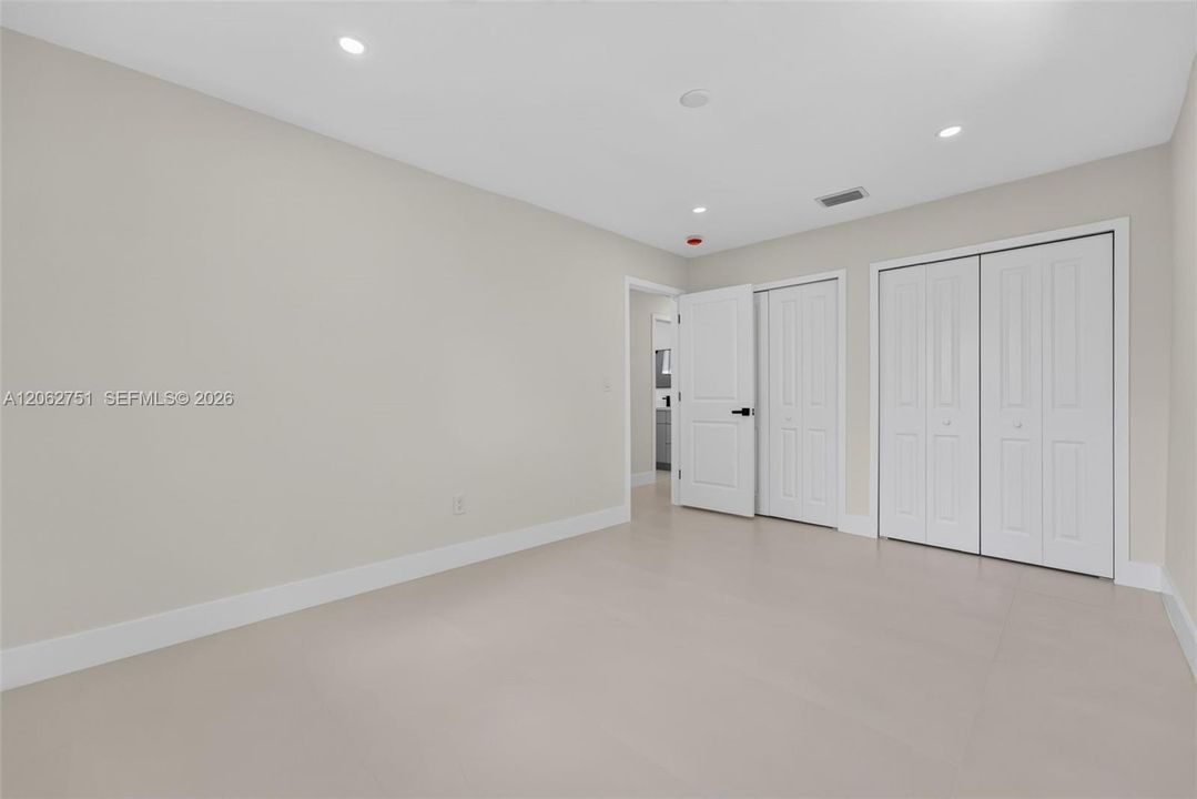 For Sale: $880,000 (3 beds, 2 baths, 1766 Square Feet)