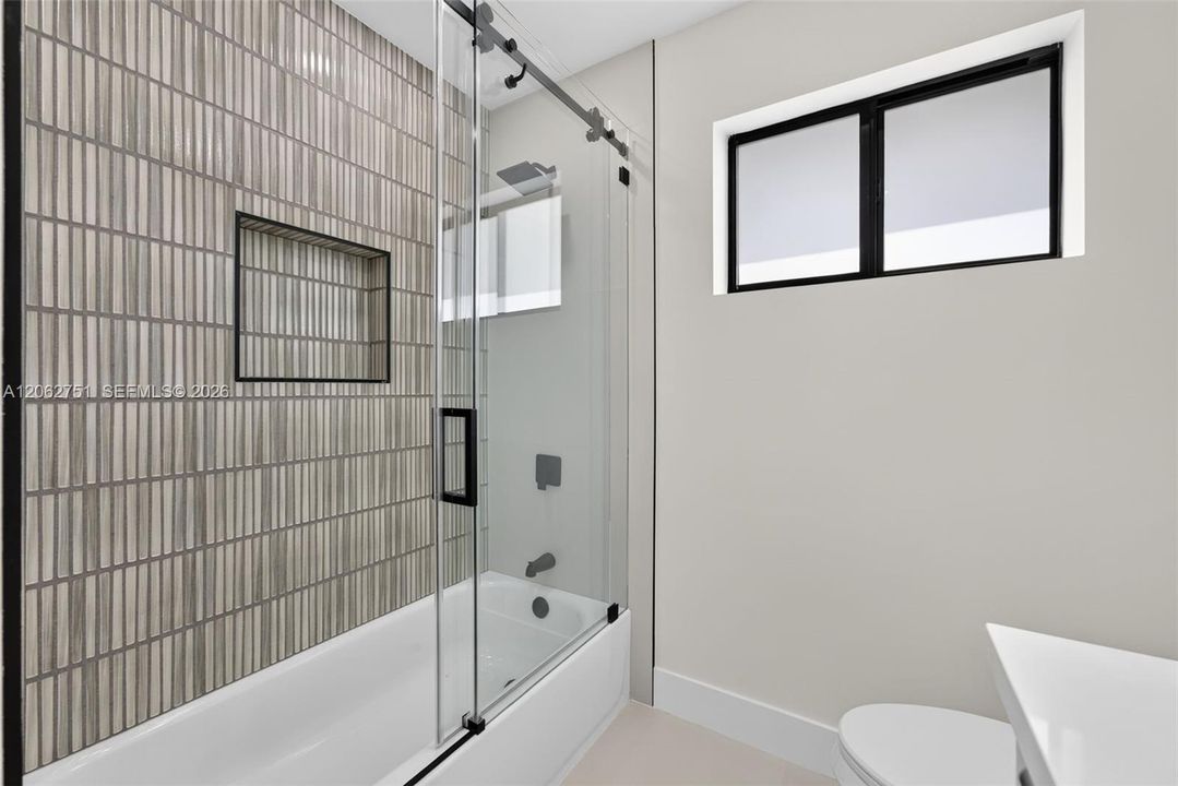 For Sale: $880,000 (3 beds, 2 baths, 1766 Square Feet)