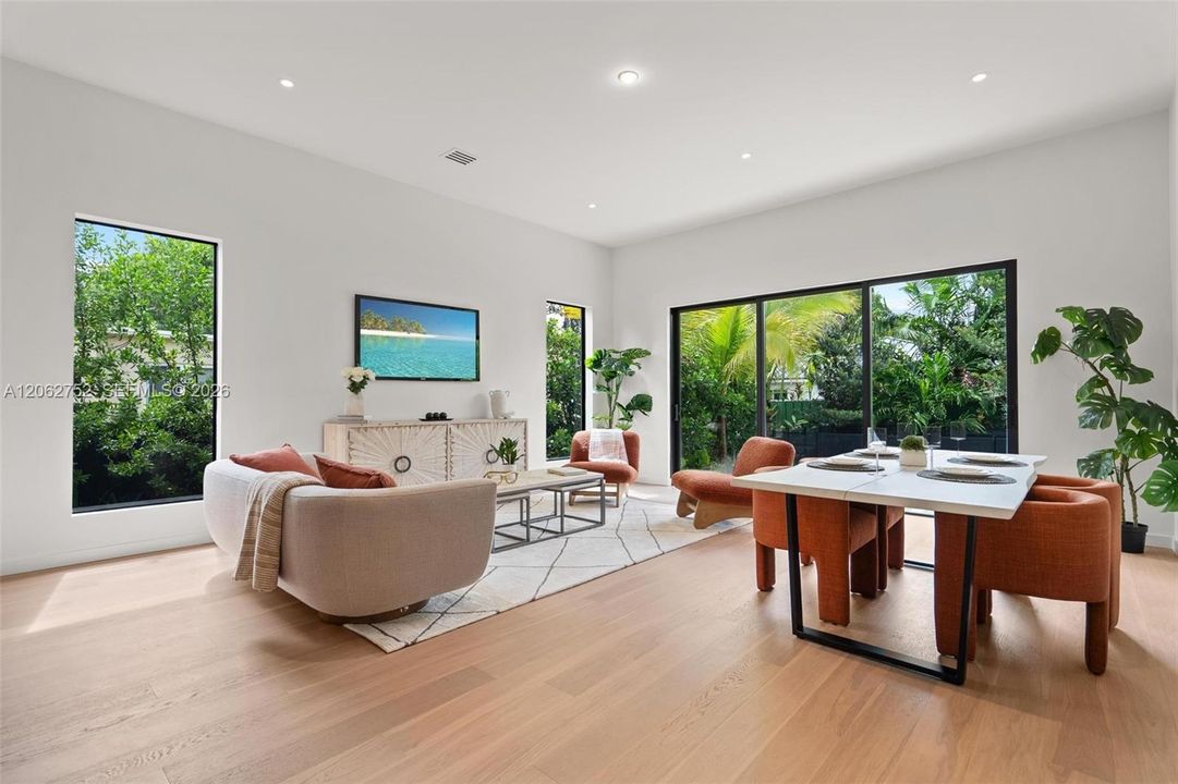 En Venta: $1,891,500 (4 camas, 4 baños, 2488 Pies cuadrados)