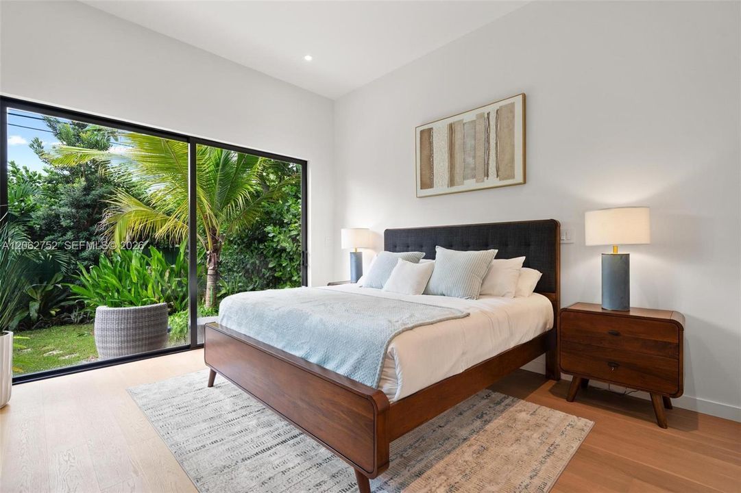 En Venta: $1,891,500 (4 camas, 4 baños, 2488 Pies cuadrados)