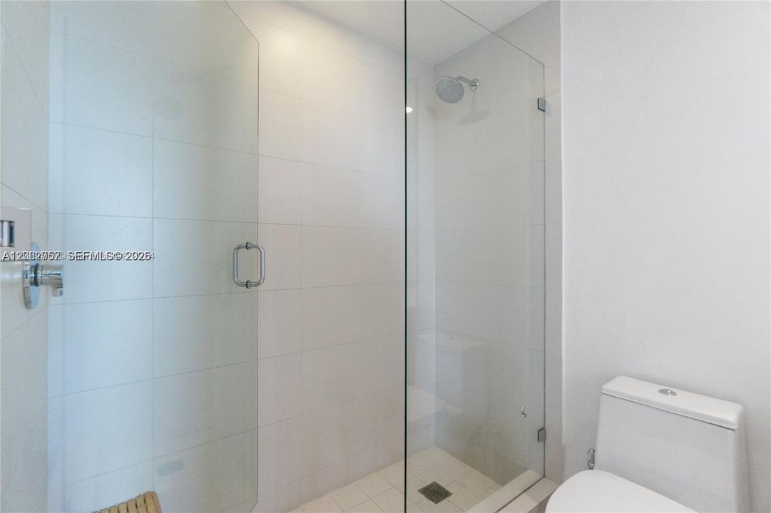 На продажу: $629,000 (2 спален, 2 ванн, 944 Квадратных фут)