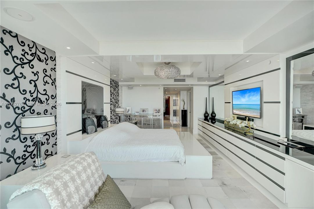 Main bedroom.