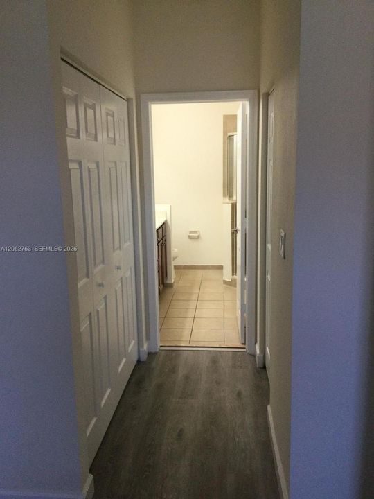 En Renta: $3,150 (4 camas, 3 baños, 1710 Pies cuadrados)