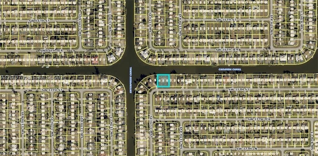 На продажу: $179,000 (0.34 acres)