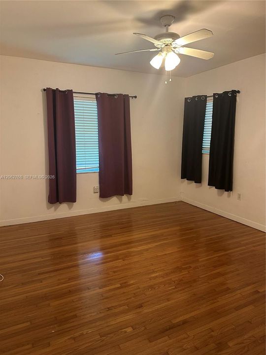 En Renta: $3,998 (4 camas, 3 baños, 3380 Pies cuadrados)
